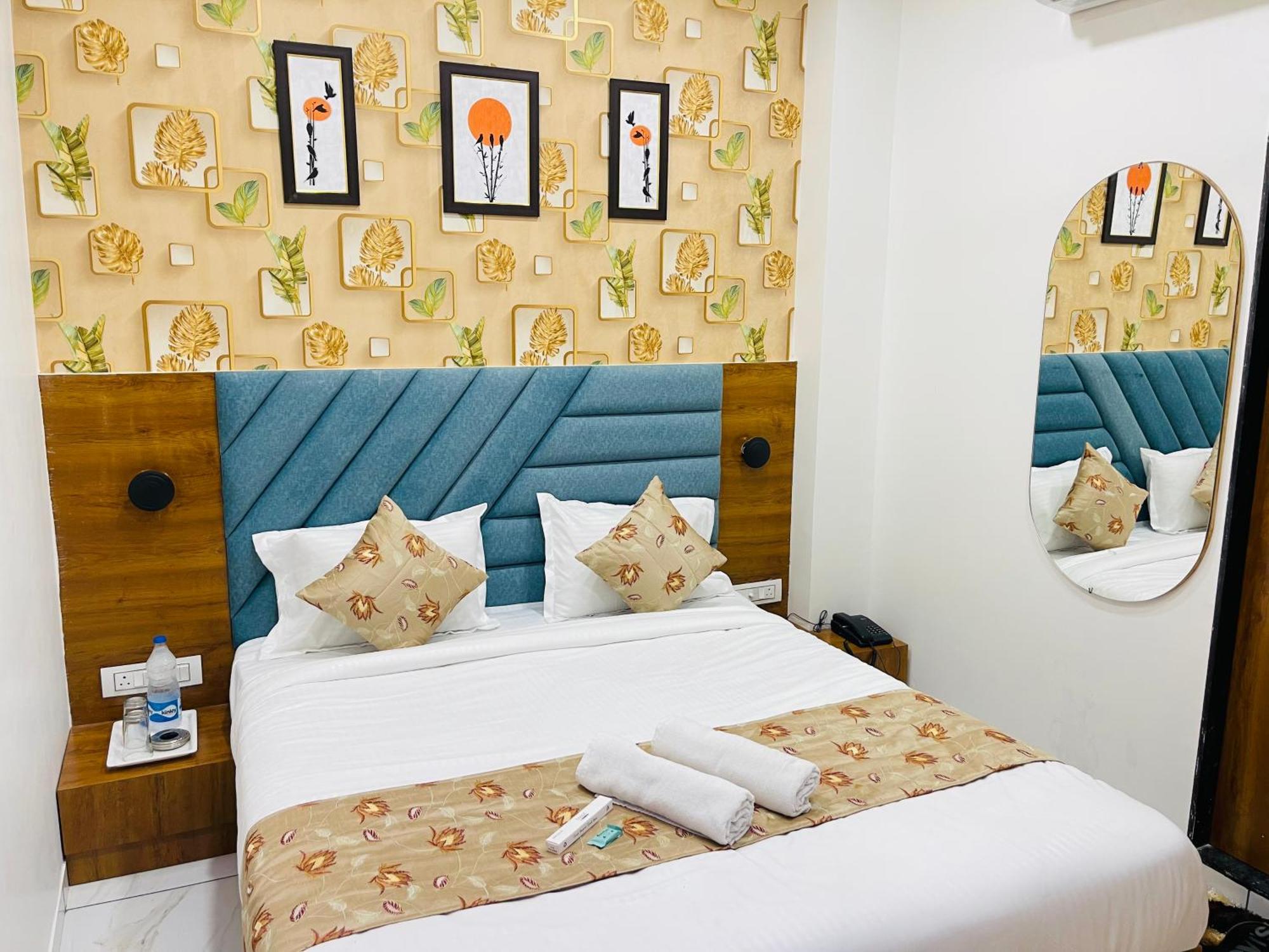 Hotel Avenue Sky Ahmedabad Exterior foto